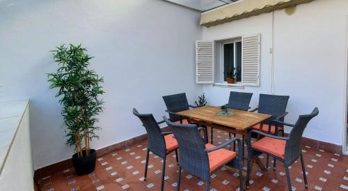 Alfalfa Apartment | Magdalena Plaza City Center 2