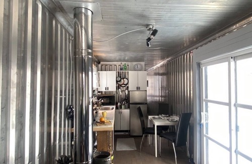 Wentworth Ski Chalet | Magic Mountain Getaway, wet sauna and semi professional music studio