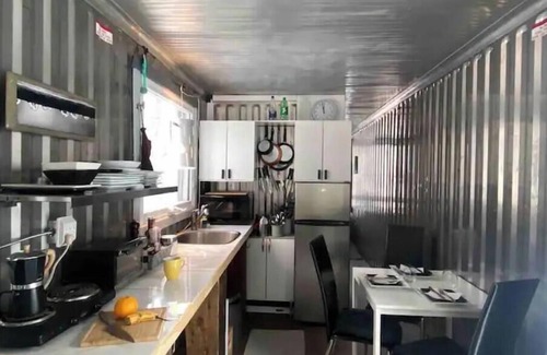Wentworth Ski Chalet | Magic Mountain Getaway, wet sauna and semi professional music studio
