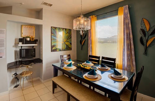 Villa Sorrento House | Magical 4Br/3ba gated home w/Pool & Spa near Tower Lake, Disney World, and Golf
