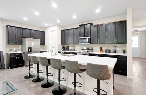 Florida Central Atlantic Coast House | Magical 5 star Home w/pool, Gaming & Theatre