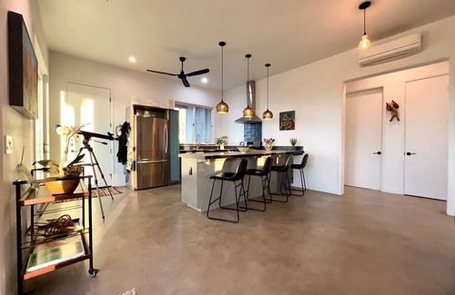 Panorama Heights House | Magical Desert Hideaway - with private jacuzzi, fire-pit, walk to park