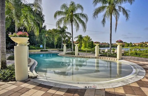 West Kissimmee Apartment | Magical Jungle Getaway with Pool 3mi to Disney