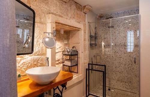 Cove Tri Zala (Zrnovo) Apartment | Magical Oasis for two in Korcula Old Town