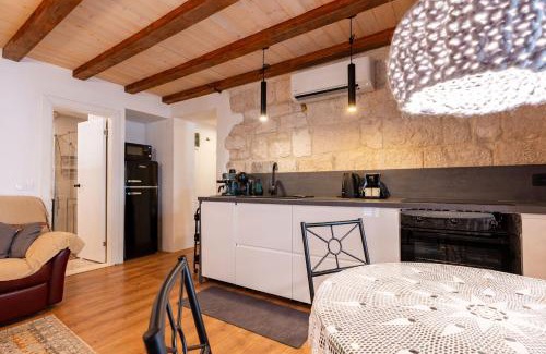 Cove Tri Zala (Zrnovo) Apartment | Magical Oasis for two in Korcula Old Town
