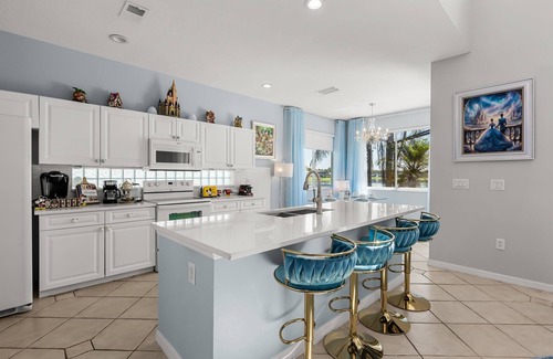 Sunset Lakes House | MagicalFairyTale | Pool, Theater & Themed Rooms 16