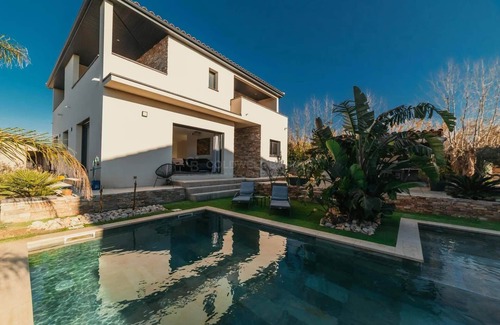 Villelongue-de-la-Salanque Villa | Magnificent villa with swimming pool 10 minutes from the beach.