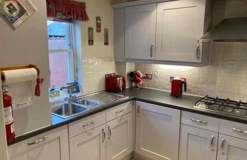 Shaldon House | Magnet Cottage