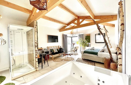 Coudoux Other | Magnific provencal home with luxury suites, pool and spa