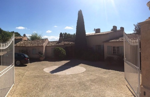 Aups House | Magnificent 300sqm villa in a unique location - pool heating, central heating, fireplaces