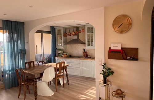 Mandelieu-La-Napoule Apartment | MAGNIFICENT 3P 6 PERS AIR CONDITIONING AND MARINA POOL