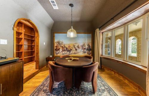 Gonzales House | Magnificent 90-acre Texas Ranch Estate On San Marcos River - 5 Bedrooms - Newly Renovated & Professionally Furnished 9t Ranch By Boutiq