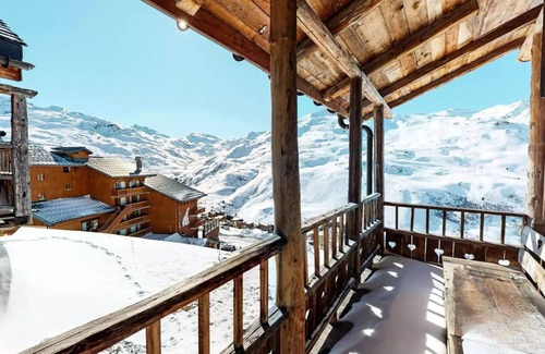 Reberty Ski Chalet | Magnificent chalet at the foot of the slopes