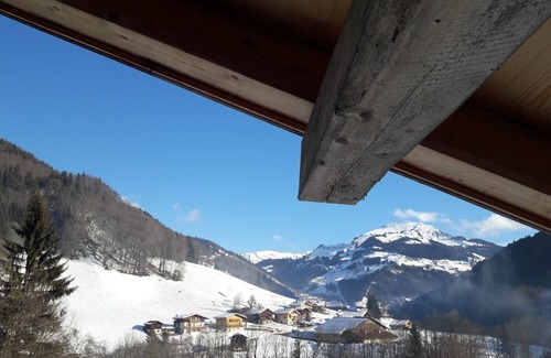Saint-Jean-de-Sixt Ski Chalet | Magnificent T3 Duplex apartment in a chalet dating from 1813