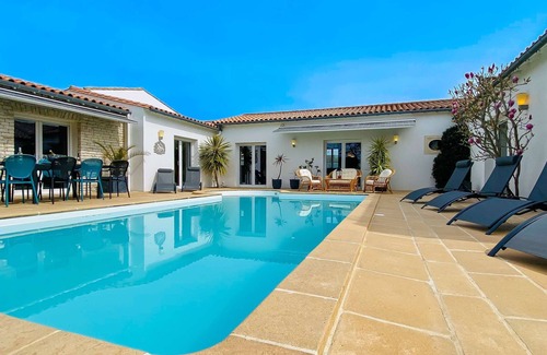 Saint-Martin-de-Re House | Magnificent villa with pool ideally located