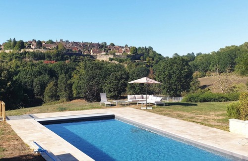 Domme House | Magnificent property from the 16th Century, with private pool, spa and a view