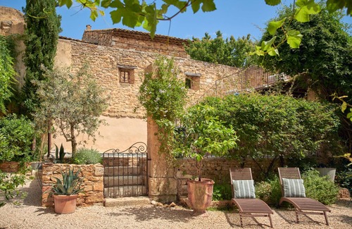 Aigaliers House | Magnificent Provencal House Full of Charm and Taste