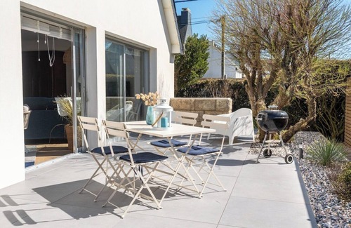 Le Fort Bloque Villa | Magnificent seaside family villa by Groom*