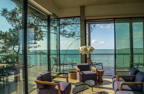 Pyla-sur-Mer Villa | Magnificent villa on 1st line, direct beach access, close to shops
