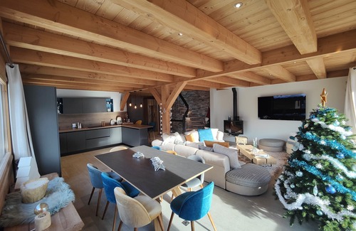 Saint-Chaffrey Ski Chalet | Magnificent views of the Chantemerle ski area from this brand new luxury chalet!