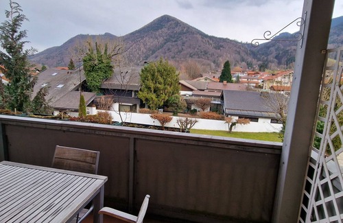 Aschau im Chiemgau Apartment | Magnificent view of the Kampenwand: ciao-aschau Kirschgarten vacation apartment