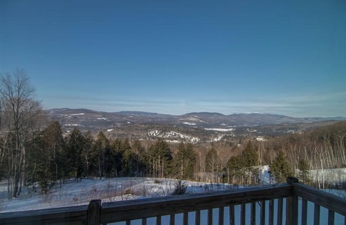 Campton Condo | Magnificent Views! This condo has it all.