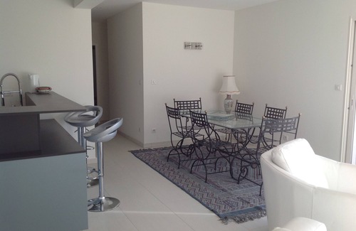 Ajaccio Villa | Magnificent villa on the roof Swimming pool and Jacuzzi with its full sea view.
