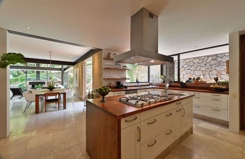 Cuernavaca Villa | Magnificent "Villa Serena" in a marvelous garden