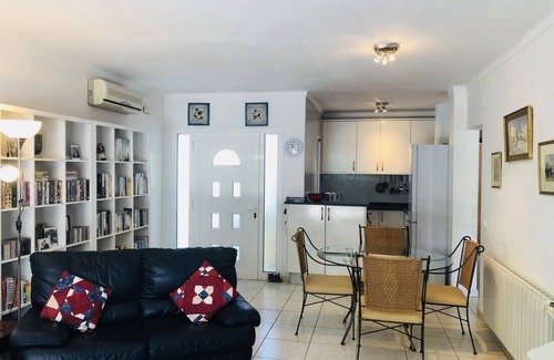 L'Escala House | Magnificent villa with private pool, 3 bedrooms, 2SDB, WIFIFREE