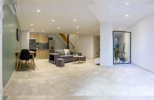Beziers City Centre Apartment | ⭐️Magnifique Duplex in the heart of Béziers⭐️