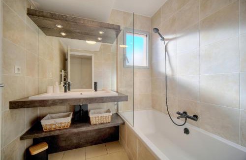 Le Suquet Apartment | Magnifique et lumineux 3 pieces A2B238
