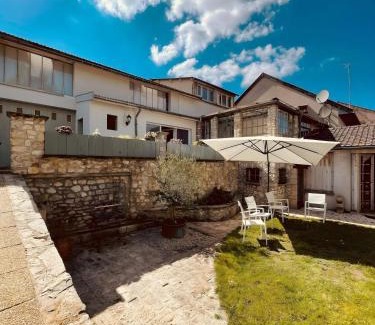Reims Villa | Magnifique Maison dartiste La Maison Aerts
