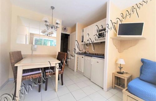 Giens Apartment | Magnifique Parc de la Presqu'île avec Piscine et Plage face à Porquerolles !