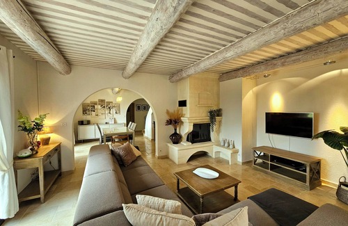 Beaumes-de-Venise Villa | Magnifique Villa Avec Piscine au Calme en Provence à Beaumes-de-venise !