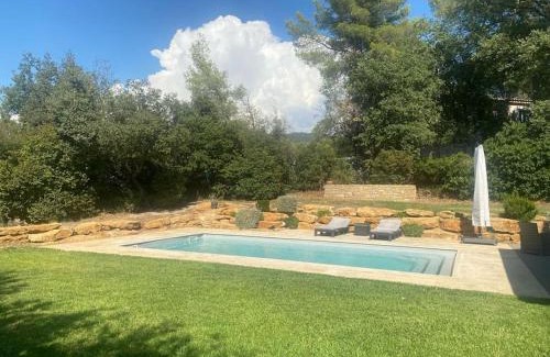 Le Beausset Villa | Magnifique Villa Le Sud Climatisée à 10 mn des Plages avec Piscine pour 6 Personnes Classée 4 Etoiles à Le Beausset