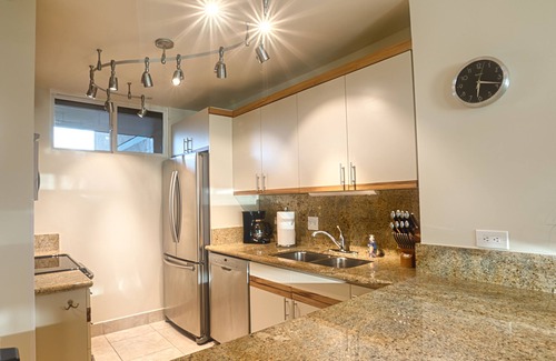 Honokowai Condo | Mahana 717~Discounts for Last Minute Bookings and Week-Long Stays!