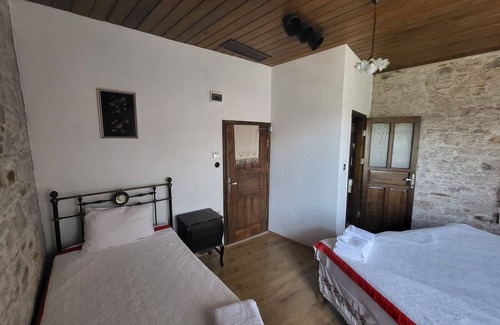 Ayvalik Hotel | Mahzen Küçükköy
