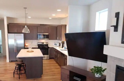 Aloha House | Mai Kai Aloha Townhome