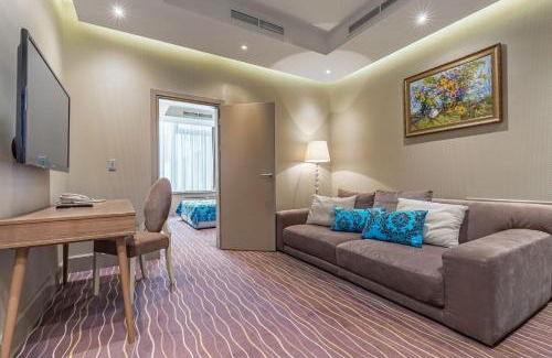 Khreshchatyy Yar Hotel | Maidan Palace Hotel