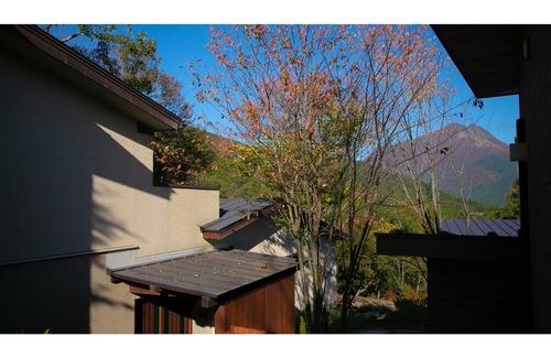 Yufuin Onsen Hotel | Main building JapaneseWestern style room with ope/Yufu Ōita