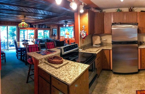 Cook Cabin | Main Cabin at Vintage Vermilion Resort