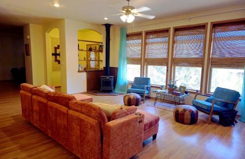 Cortez House | Main House with 500,000 acres of BLM