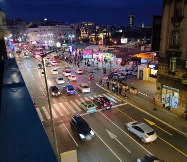 Kosancicev Venac Apartment | Main street, BIG flat- center