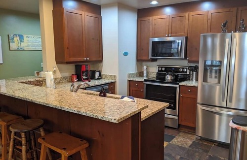 Historic District Condo | Main Street Junction-A Breck Retreat-Dogs Welcome!