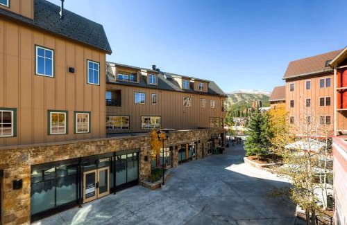 Peak 9 Hotel | Main Street Station #2203