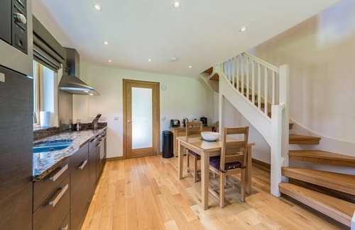 Kenmore Villa | Mains of Taymouth, Kenmore ~ 5* 10 Maxwells - sleeps 2 guests in 1 bedroom