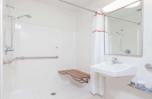 Blue Ash Hotel | MainStay Suites Cincinnati Blue Ash