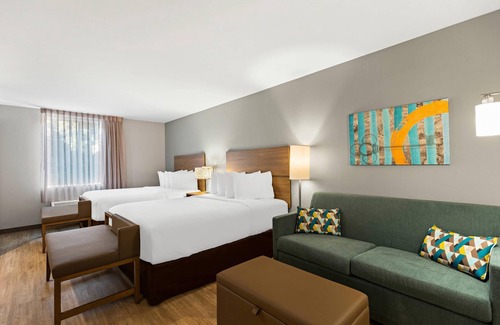 Gatlinburg Hotel | MainStay Suites Gatlinburg Downtown Area