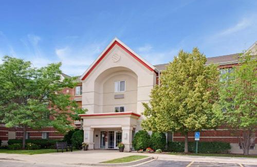 Greensboro Hotel | MainStay Suites Greensboro