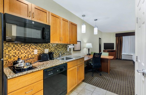 Stanley Hotel | MainStay Suites Stanley